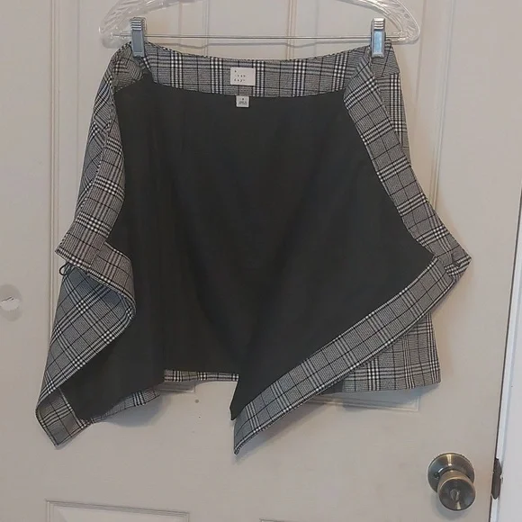 a new day Black White Houndstooth Plaid Fully Lined Wrap Mini Skirt Size 12 - Picture 5 of 8